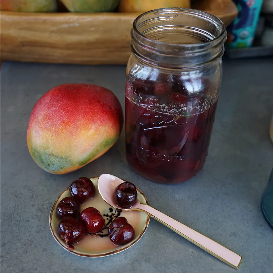 Mango-Schino Cherry